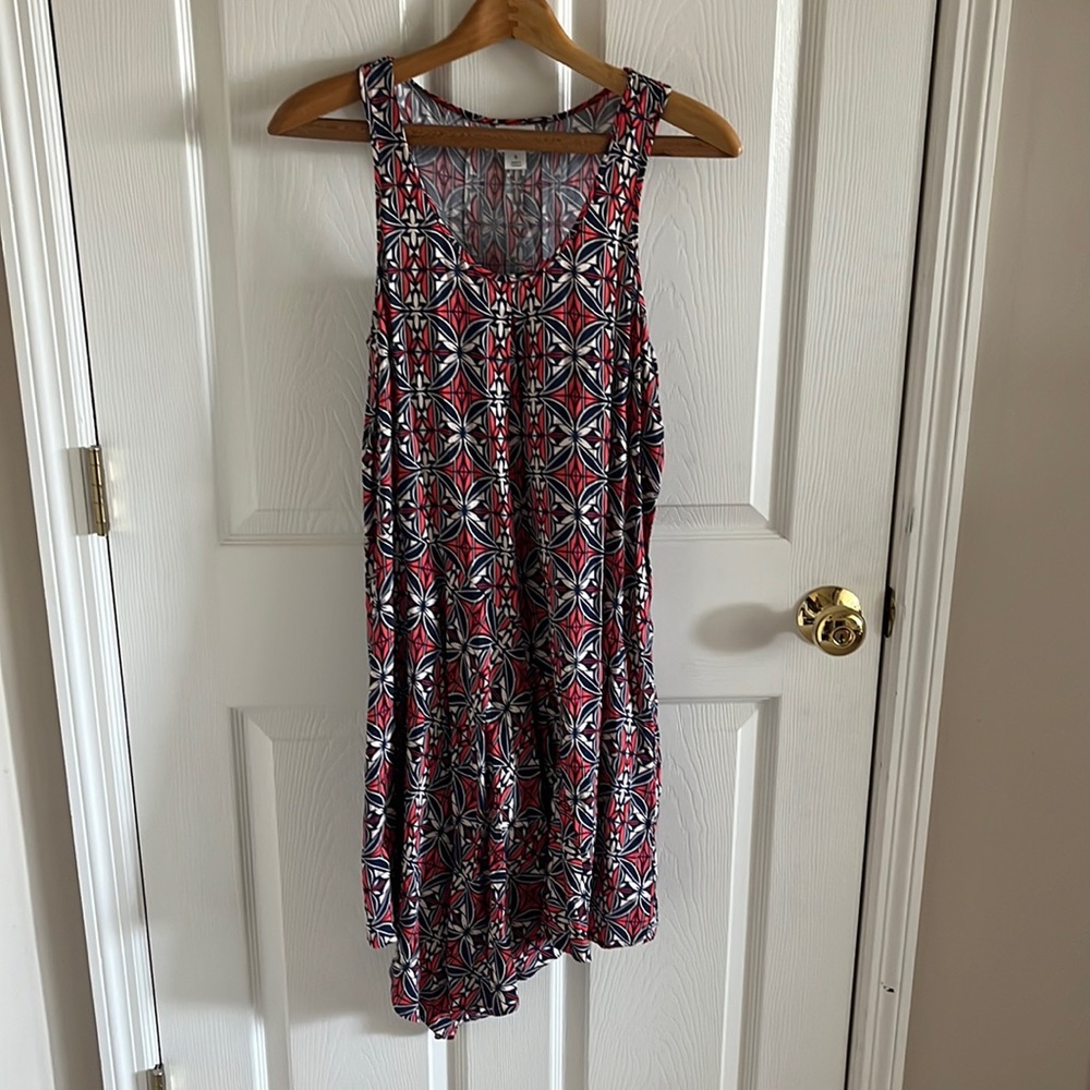 Stylus Uneven Asymmetrical Hem Navy Blue & White & Pink Pattern Size Small